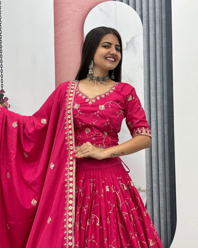 Fashion Dream Women Magenta crepe Silk Lehenga