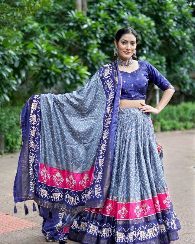 Fashion Dream Women Silver Heavy DOLA Silk Lehenga