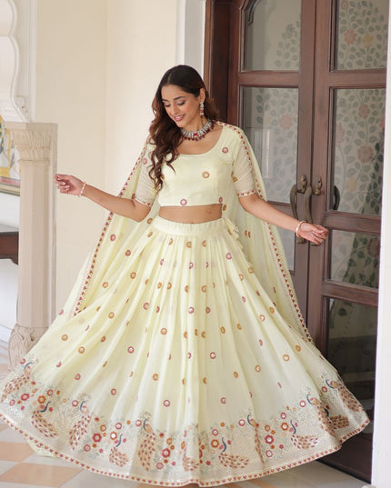 Fashion Dream Women Cream Vichitra Silk Lehenga