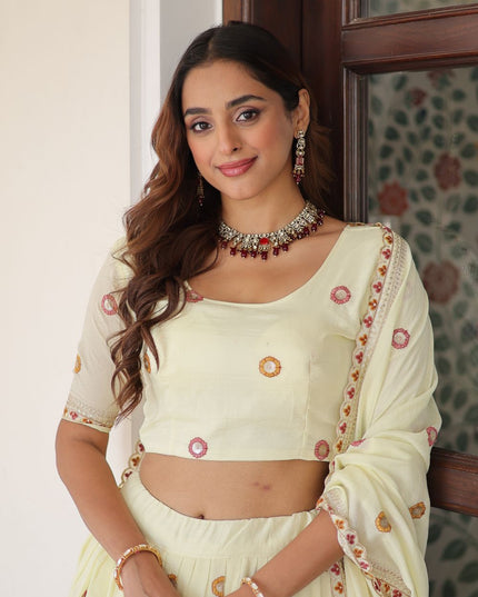 Fashion Dream Women Cream Vichitra Silk Lehenga