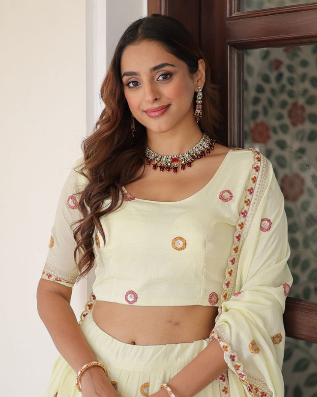 Fashion Dream Women Cream Vichitra Silk Lehenga
