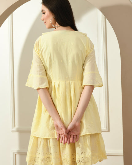 Elegant Yellow Cotton Hakoba Dress with Big Collar