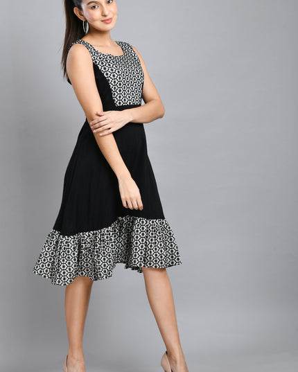 EMBROIDERED BLACK DRESS