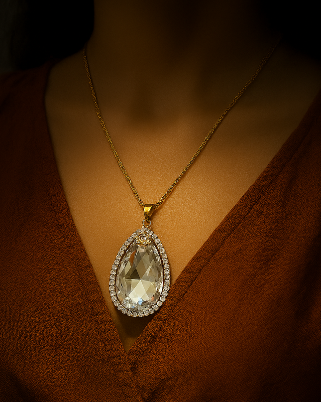 Elegant Crystal Teardrop Pendant Necklace